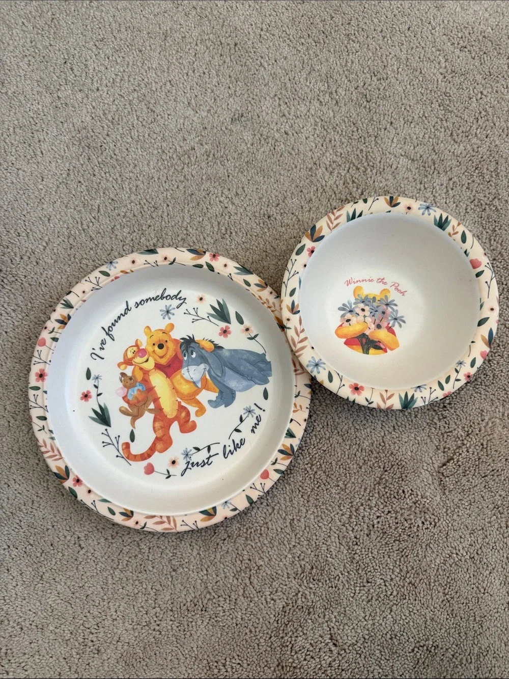 Disney’s Winnie the Pooh 🍯 bamboo plate & bowl set